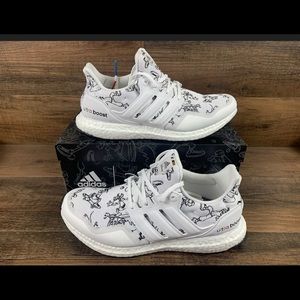 Adidas Ultraboost DNA x Disney Goofy Size 5 Womens